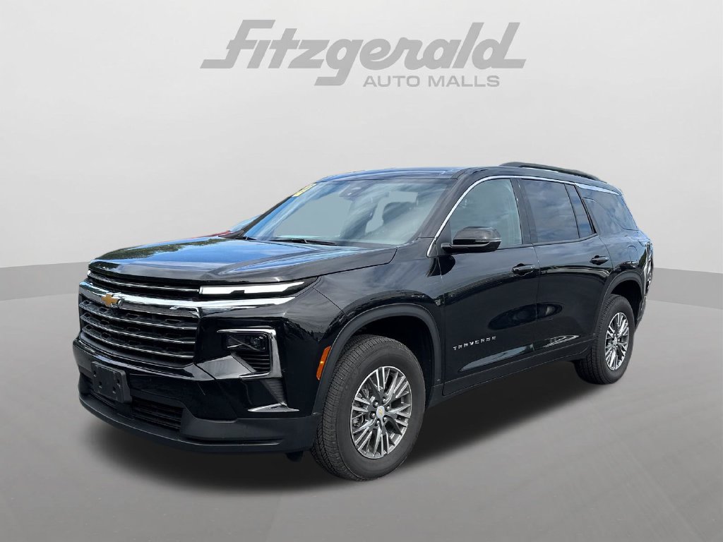 Used 2025 Chevrolet Traverse LT AWD/4WD image 3