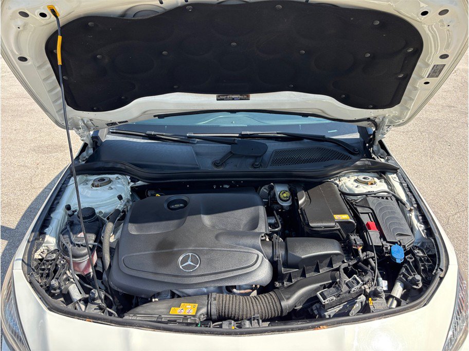Used 2016 Mercedes-Benz CLA 250 4MATIC image 41