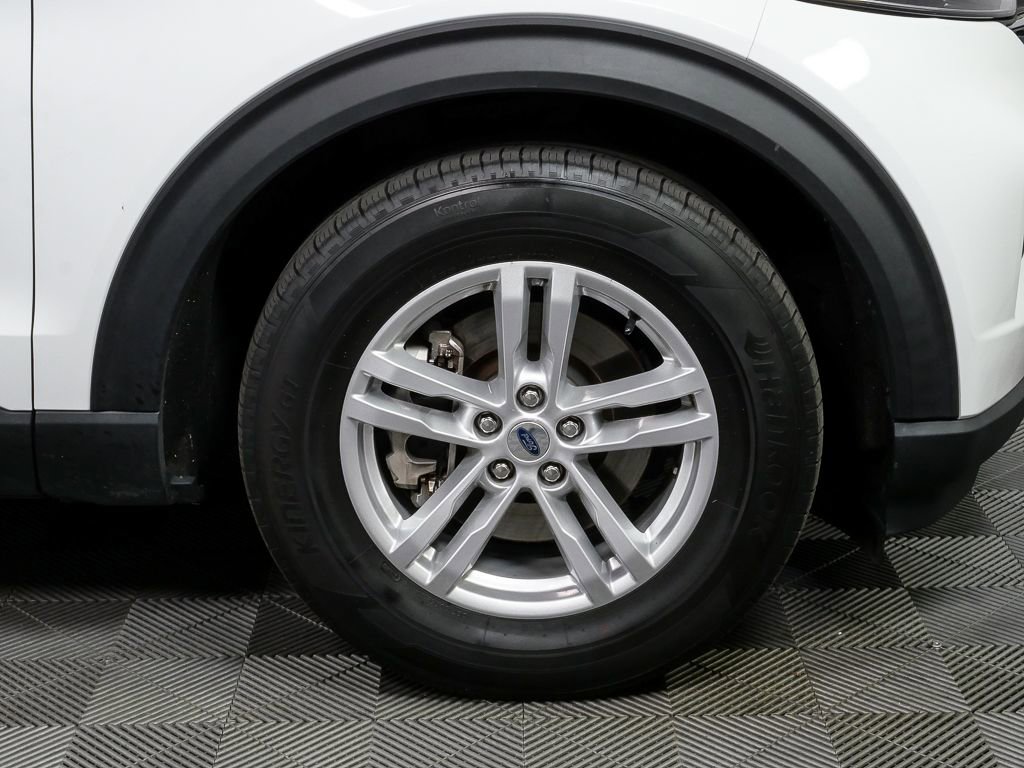 Used 2023 Ford Explorer XLT w/ Equipment Group 202A image 37