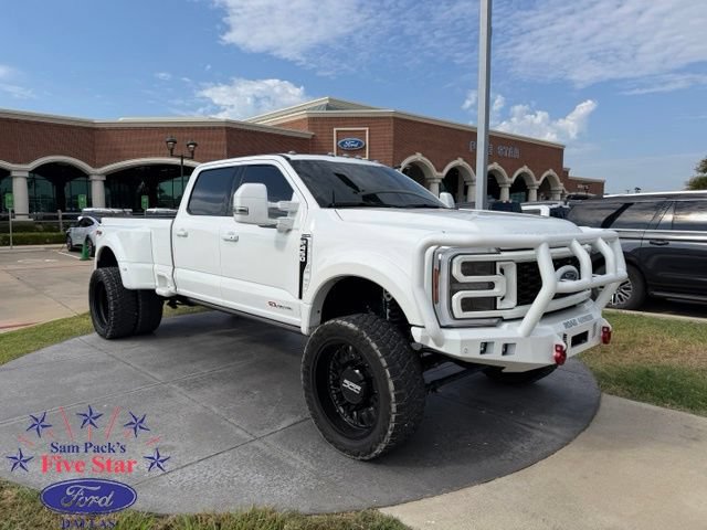 Used 2026 Ford F450 Platinum w/ FX4 Off-Road Package AWD/4WD image 1