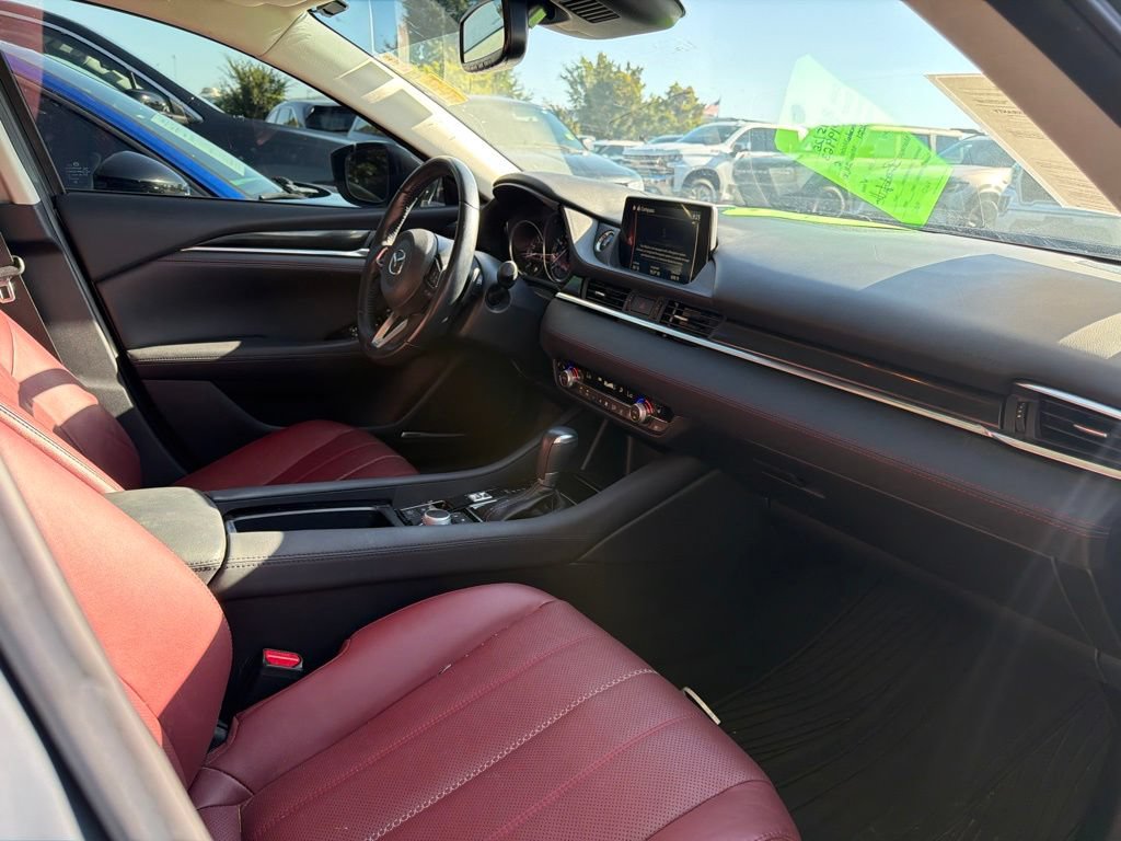 Used 2021 MAZDA MAZDA6 Carbon Edition FWD image 5