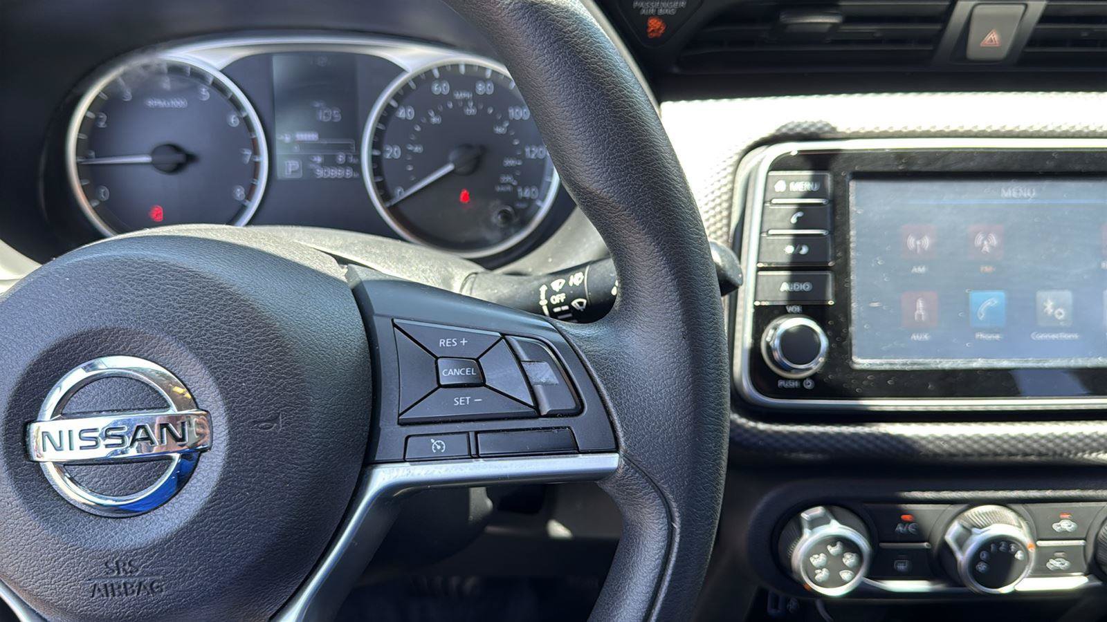 Used 2018 Nissan Kicks S FWD image 14