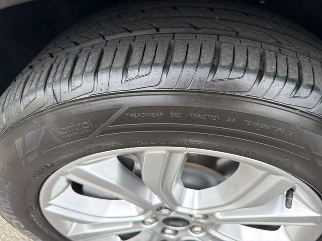Used 2024 Ford Edge Titanium AWD/4WD image 29