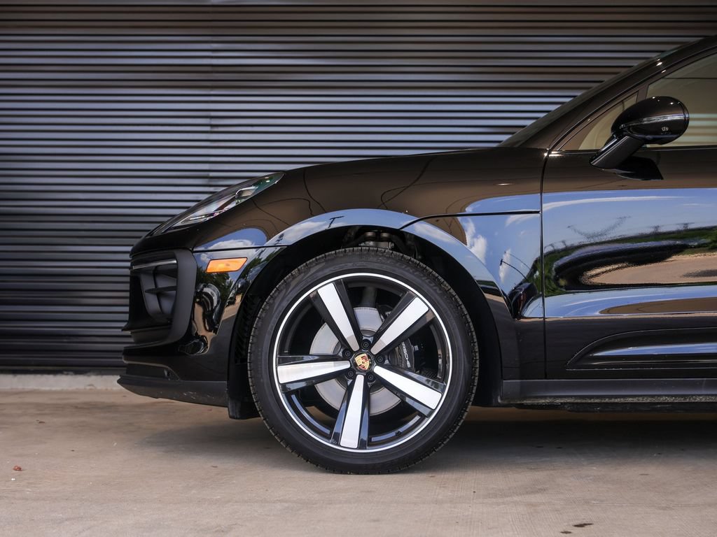 New 2026 Porsche Macan S AWD/4WD image 14