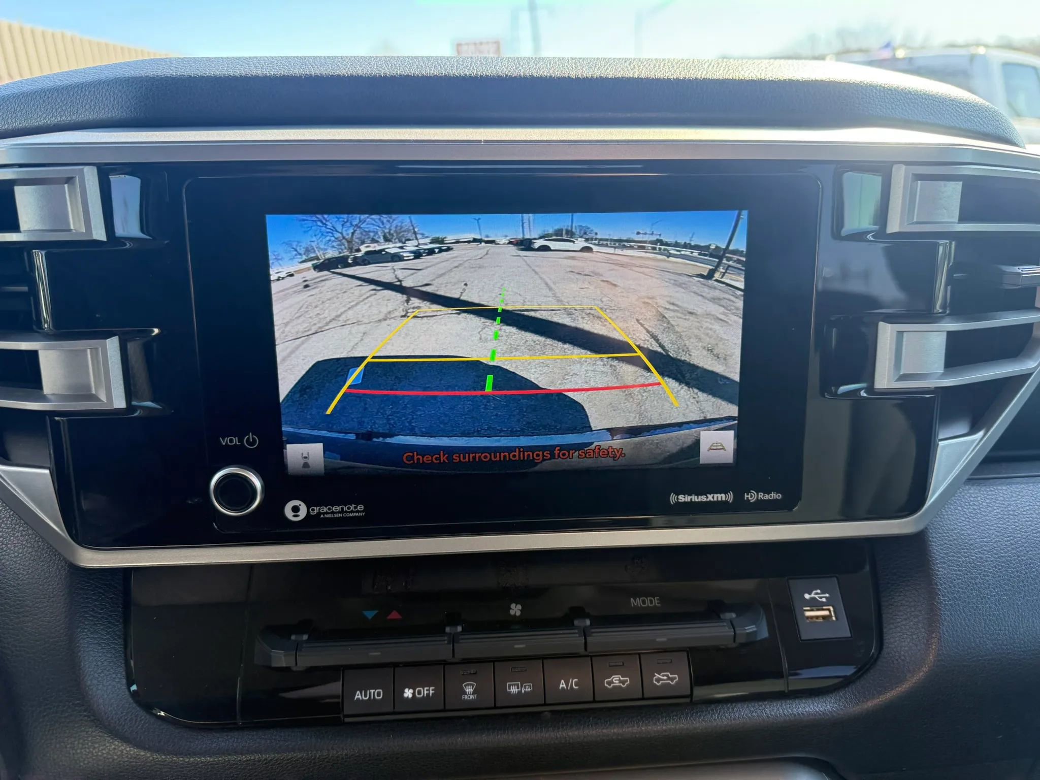 Used 2022 Toyota Tundra SR5 w/ SR5 Convenience Package image 17