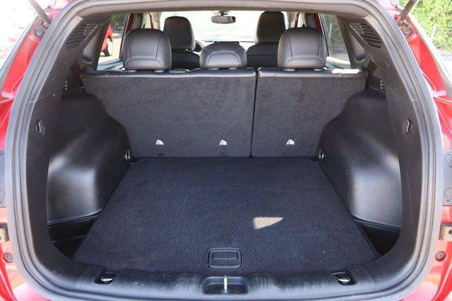 Used 2025 Jeep Compass Trailhawk AWD/4WD image 7