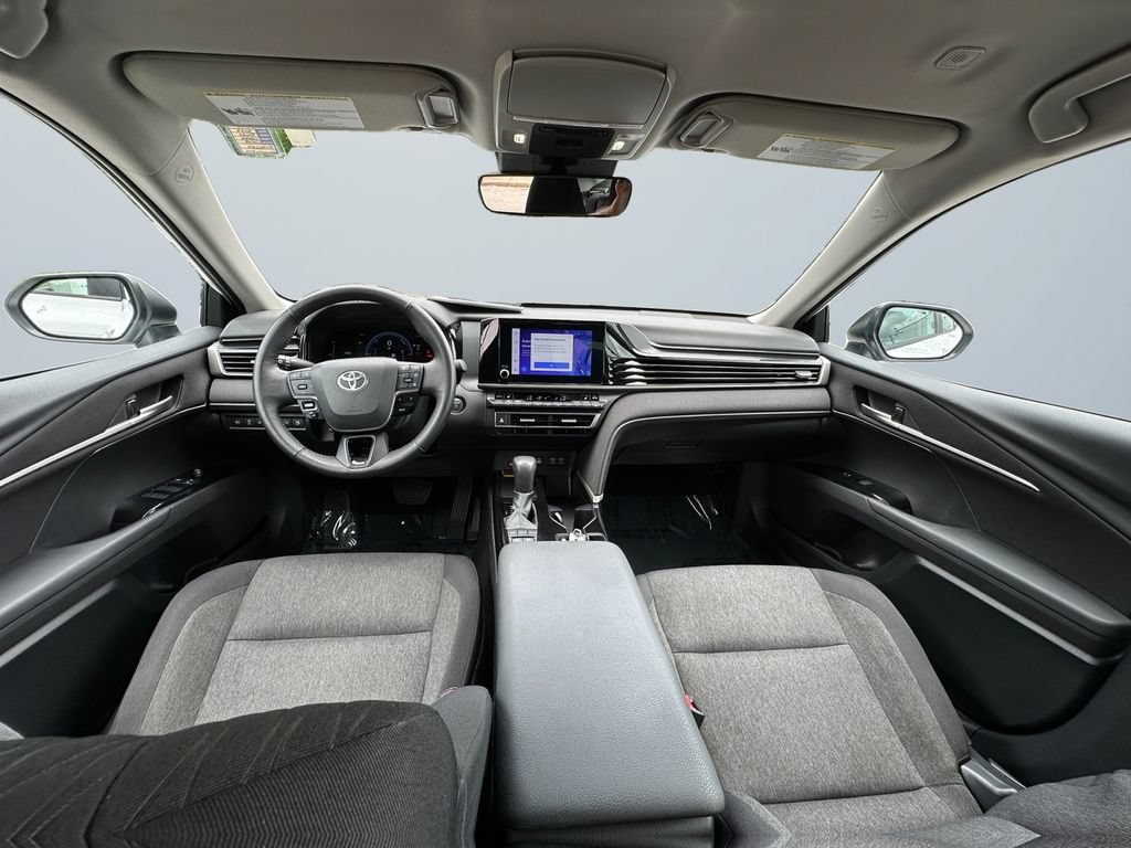 Used 2025 Toyota Camry LE w/ Convenience Package AWD/4WD image 10
