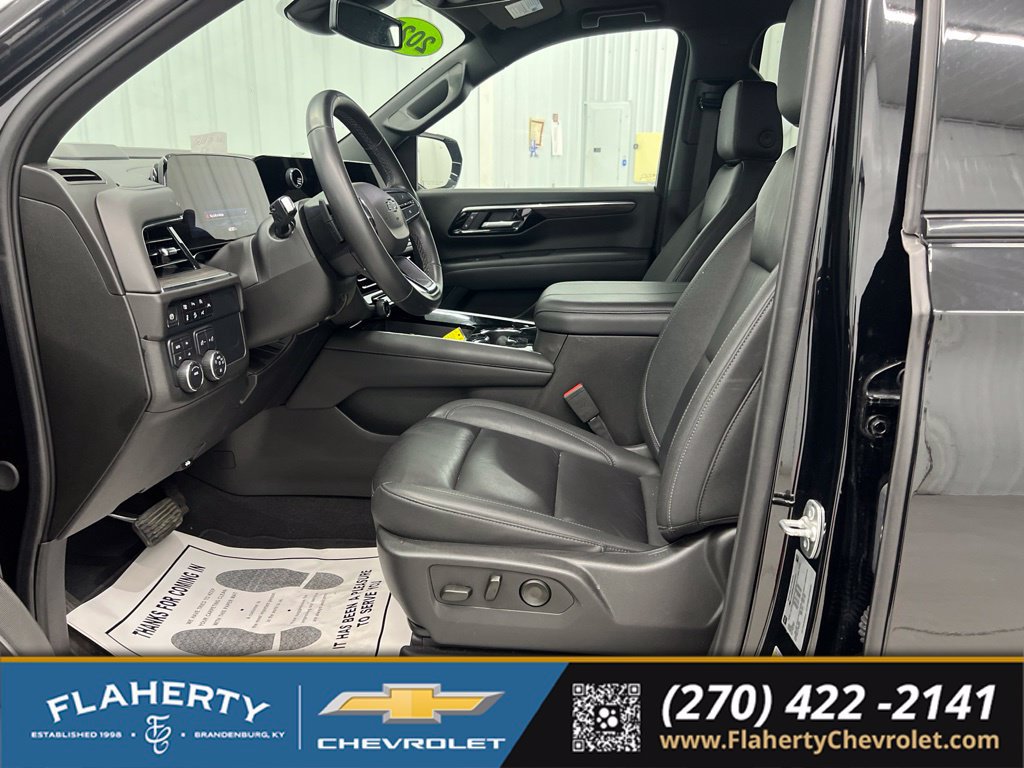 Used 2025 Chevrolet Tahoe Z71 AWD/4WD image 9