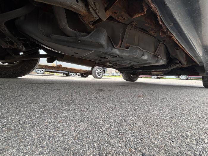 Used 2002 Mitsubishi Montero Limited AWD/4WD image 16