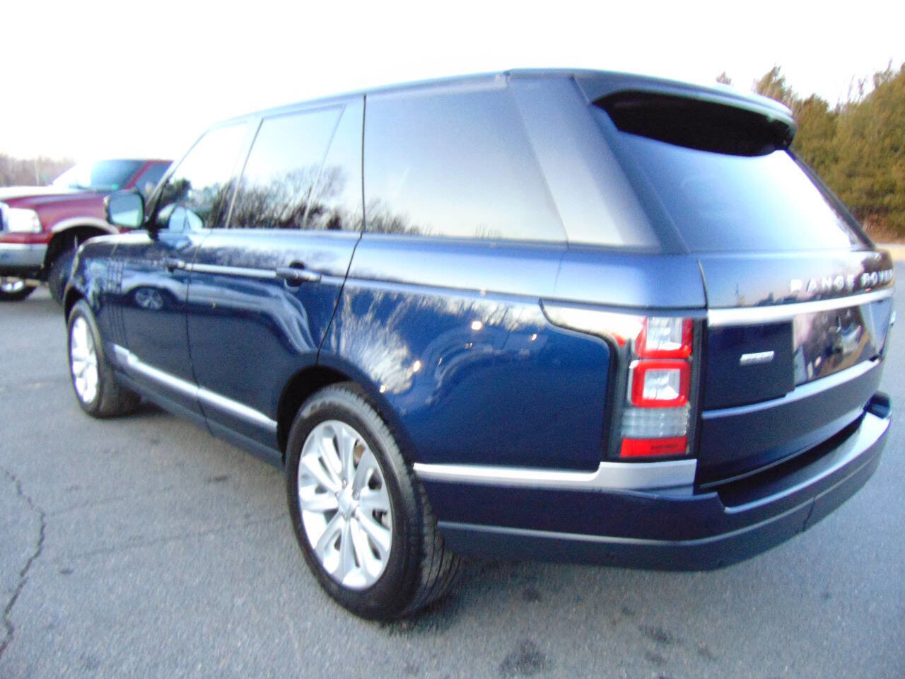 Used 2017 Land Rover Range Rover HSE image 67