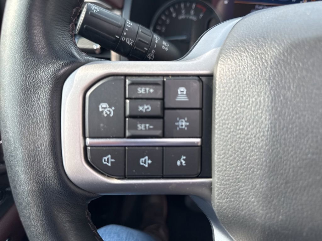 Used 2022 Ford Expedition Max Limited image 11