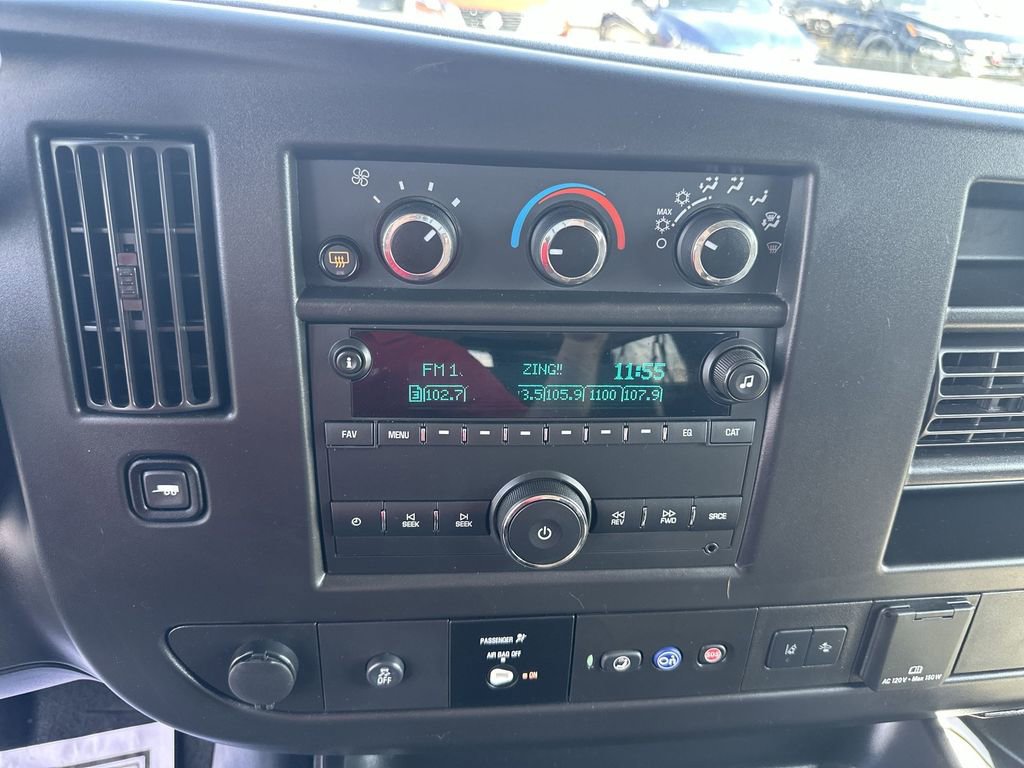 Used 2023 Chevrolet Express 3500 LT w/ LT Preferred Equipment Group RWD image 21