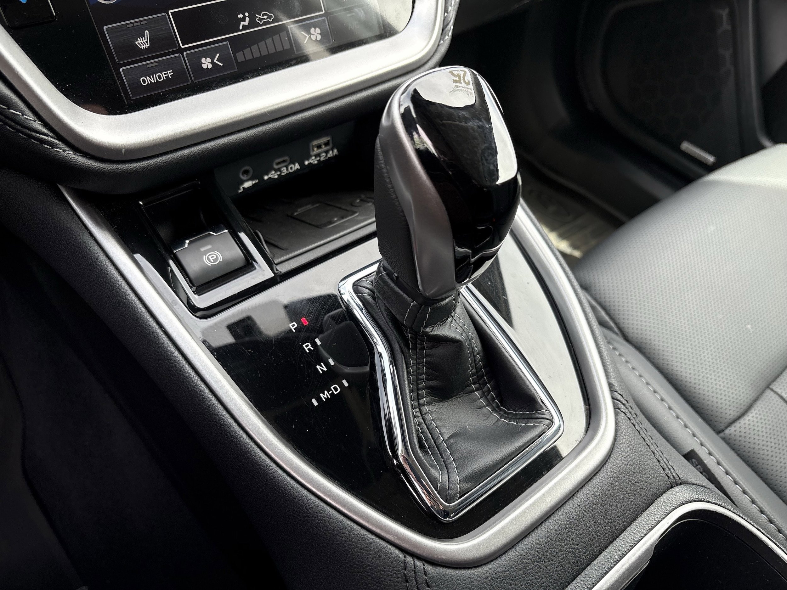 Certified 2025 Subaru Outback Limited image 19