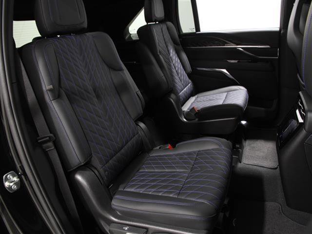 New 2025 Cadillac Escalade IQ Luxury 1 image 23