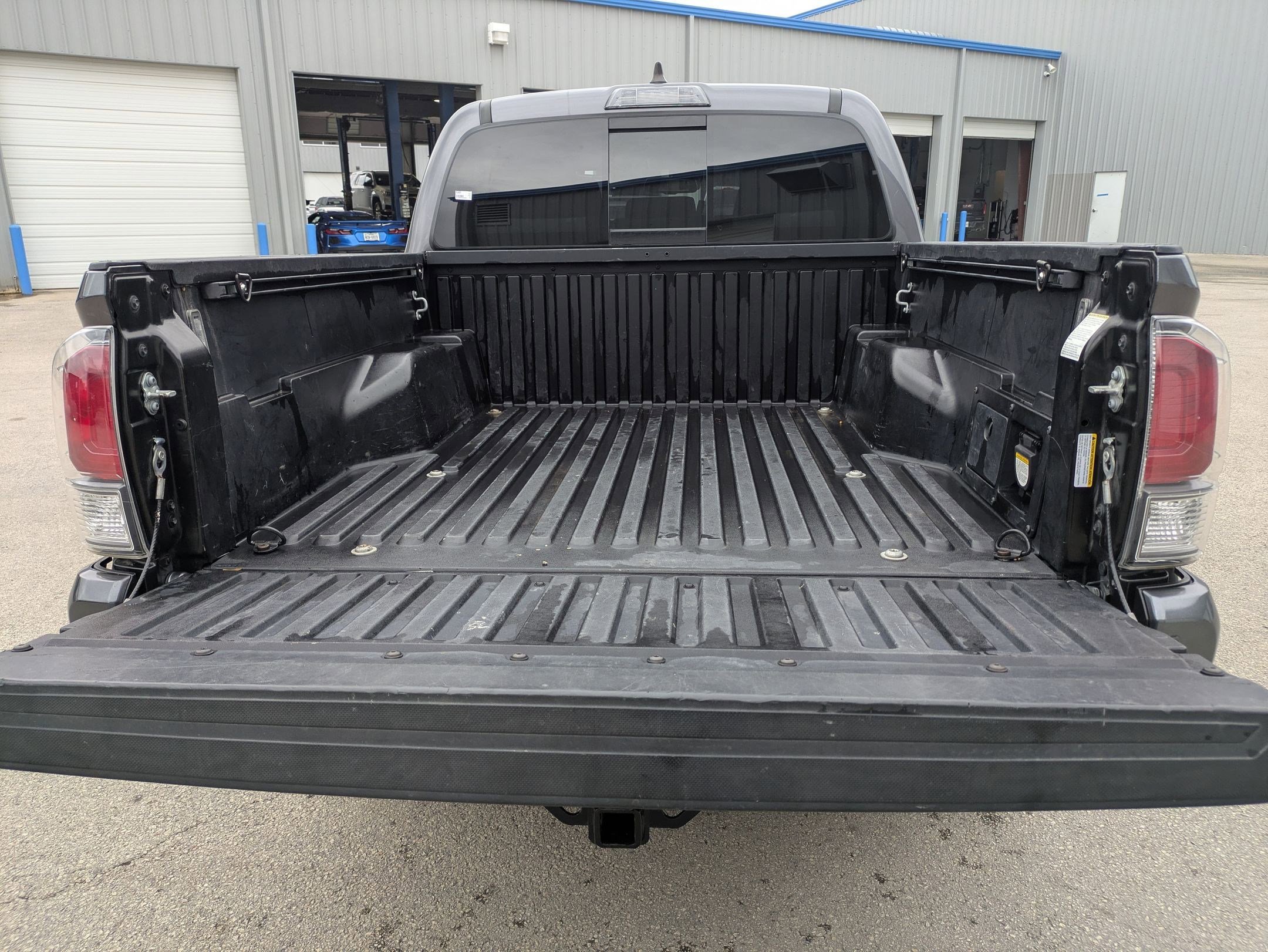Used 2021 Toyota Tacoma TRD Off-Road image 23