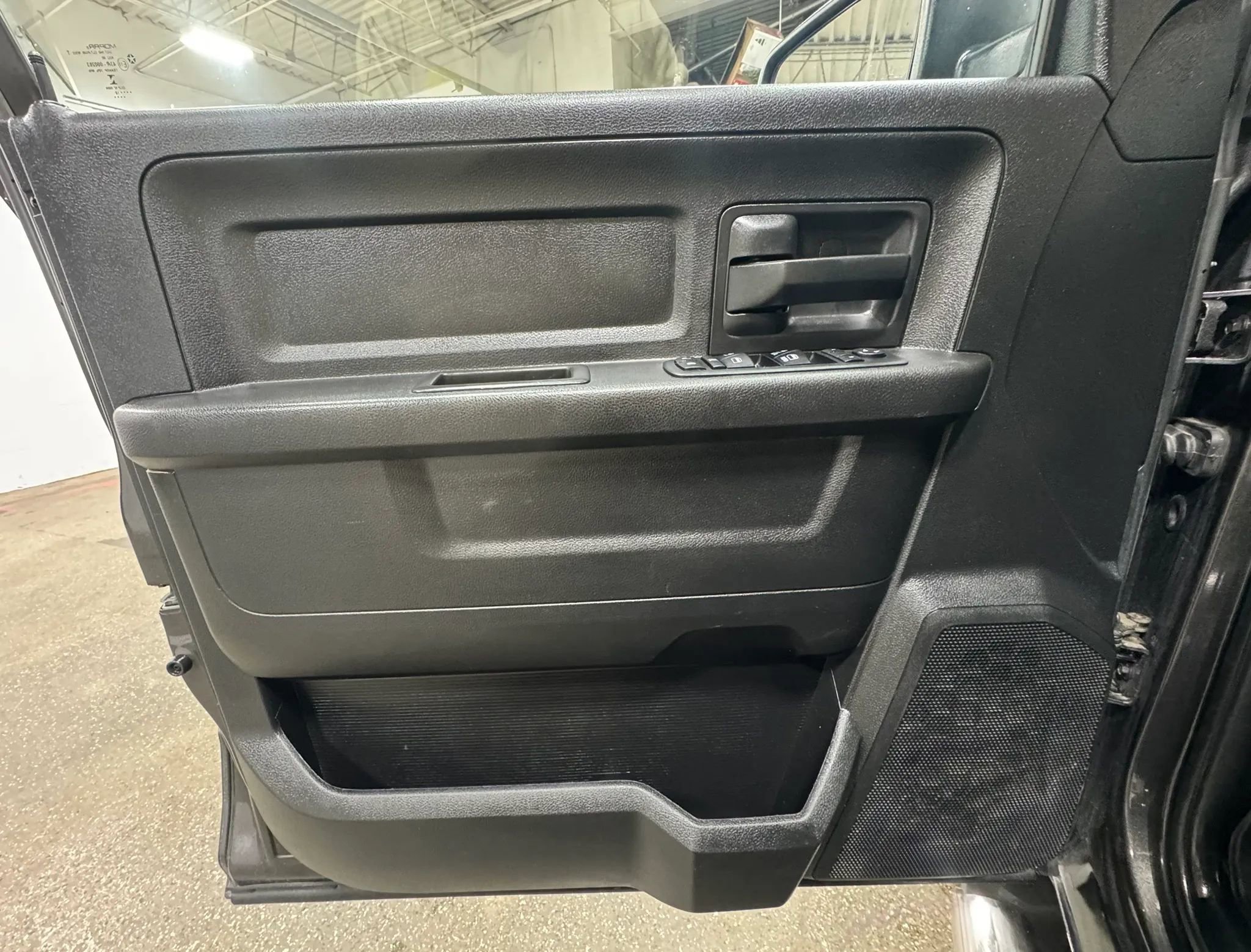 Used 2018 RAM 1500 Express w/ Express Value Package AWD/4WD image 12