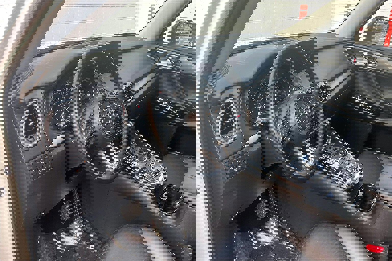 Used 2022 MAZDA CX-9 Touring w/ Touring Premium Package image 18