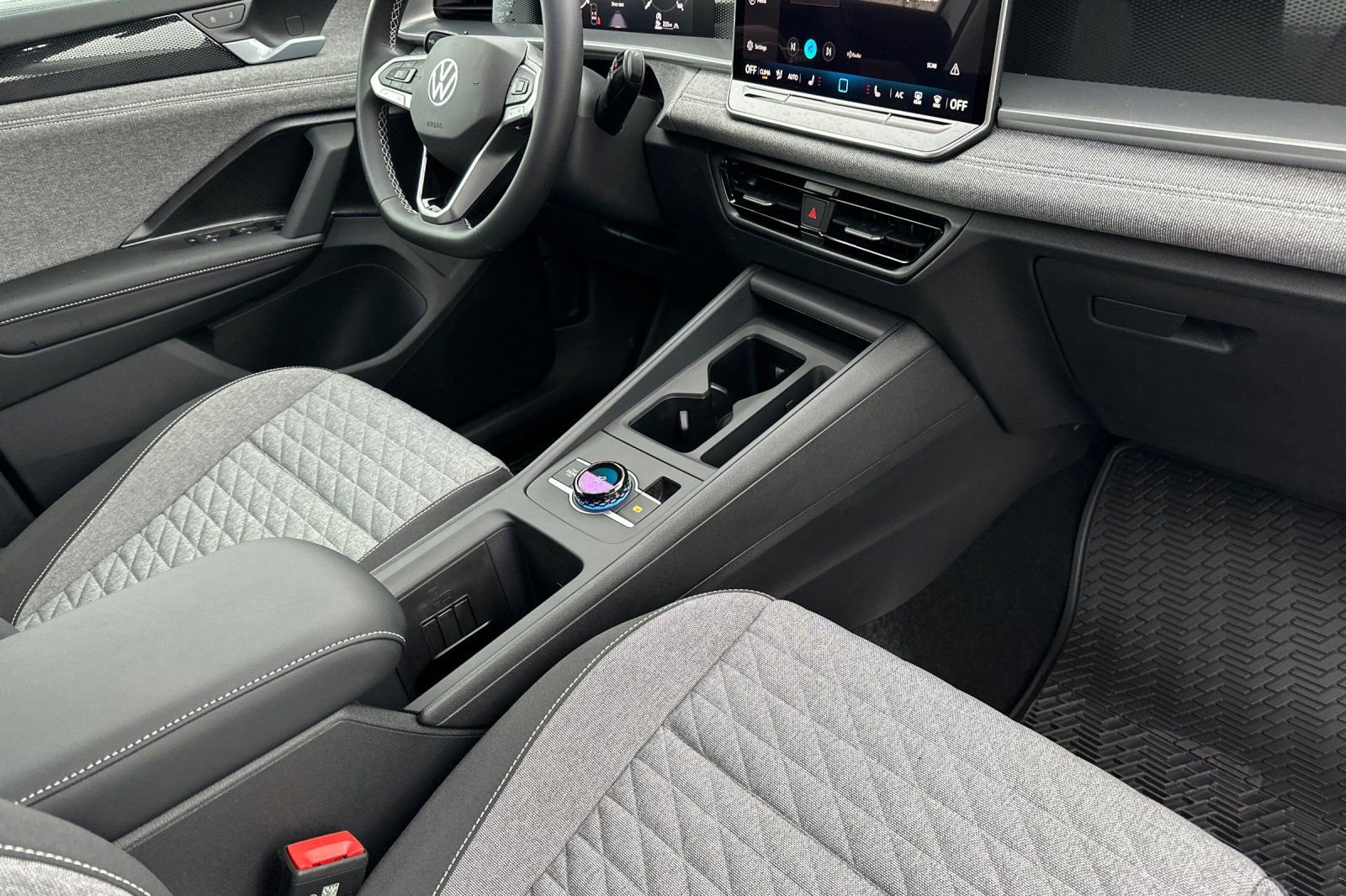 New 2026 Volkswagen Tiguan S AWD/4WD image 15