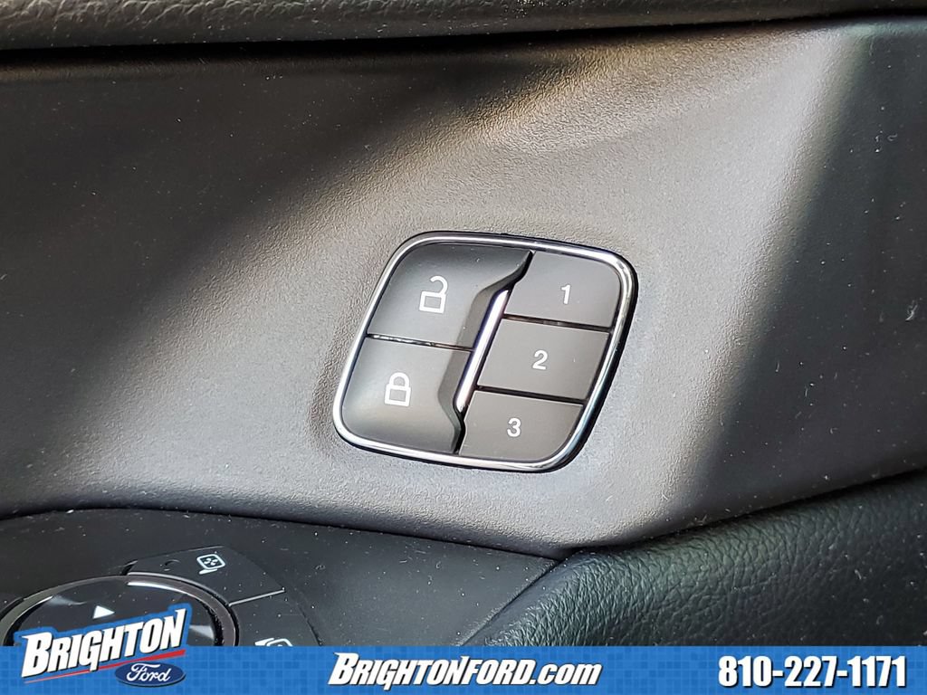 Used 2021 Ford Expedition Max Limited AWD/4WD image 20