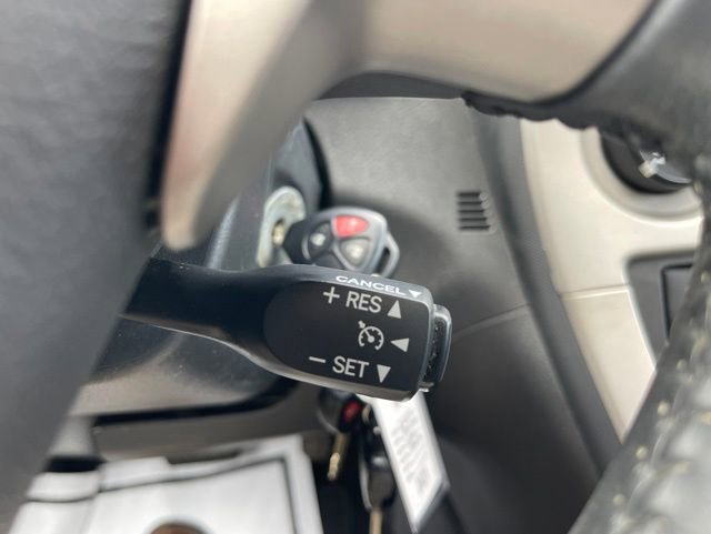 Used 2009 Pontiac Vibe GT FWD image 20