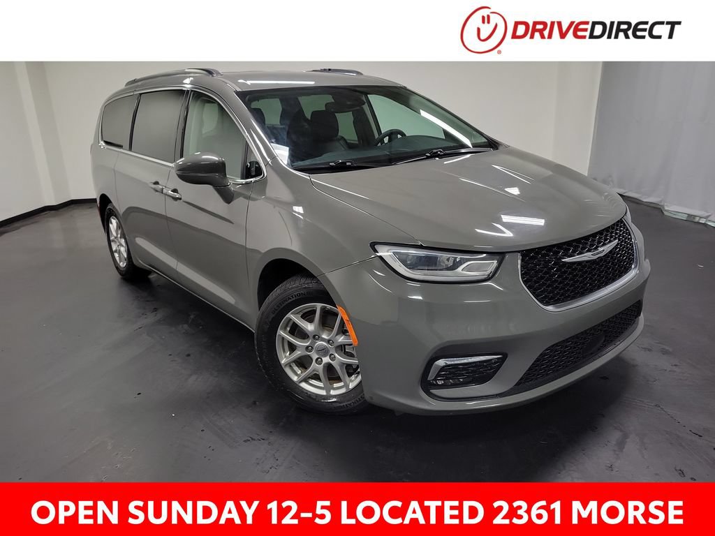 Used 2022 Chrysler Pacifica Touring-L