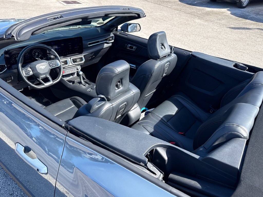 Used 2024 Ford Mustang Premium RWD image 9