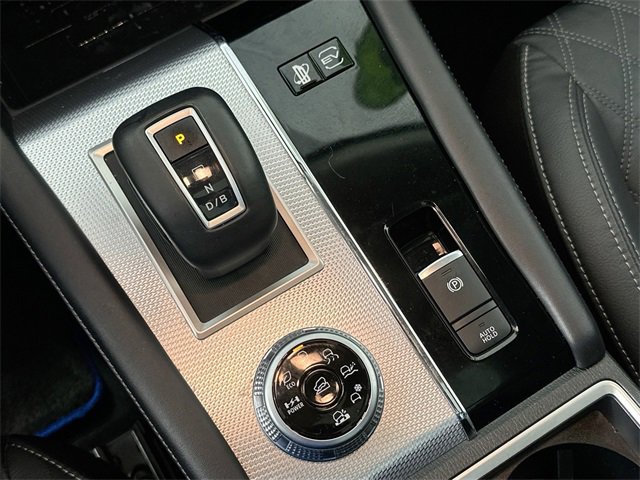 Used 2023 Mitsubishi Outlander SEL image 16