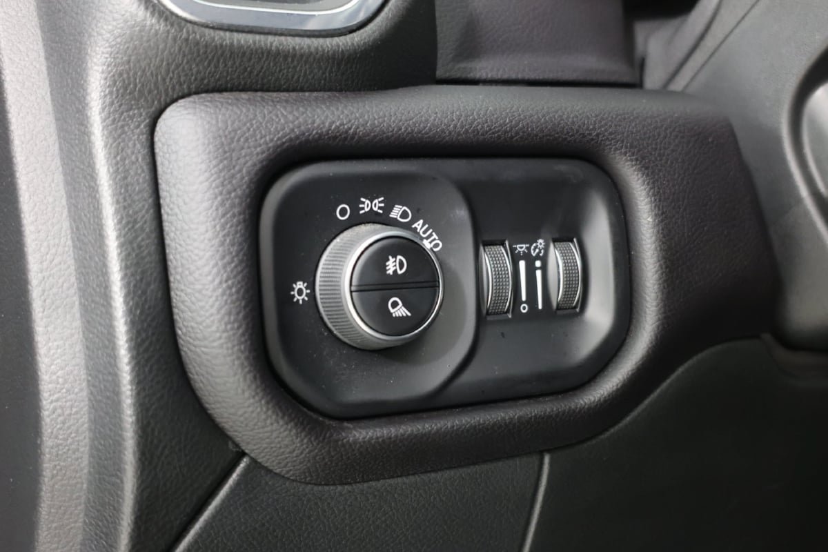 Used 2024 RAM 2500 Laramie w/ Night Edition AWD/4WD image 26