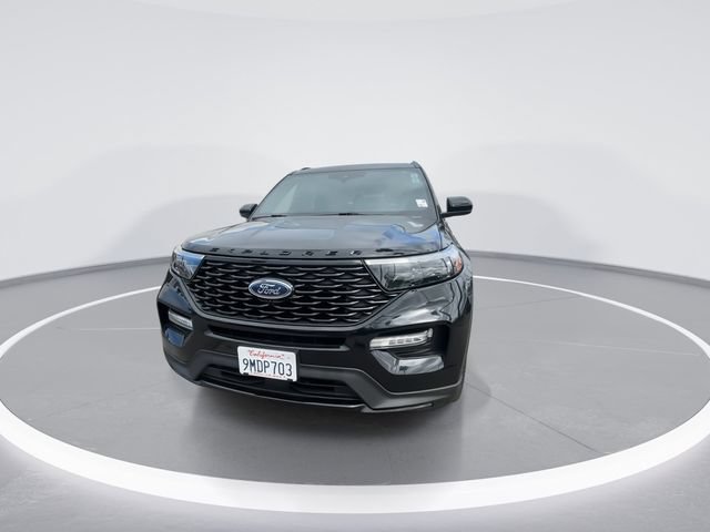 Used 2024 Ford Explorer ST-Line w/ Class IV Trailer Tow Package AWD/4WD image 3