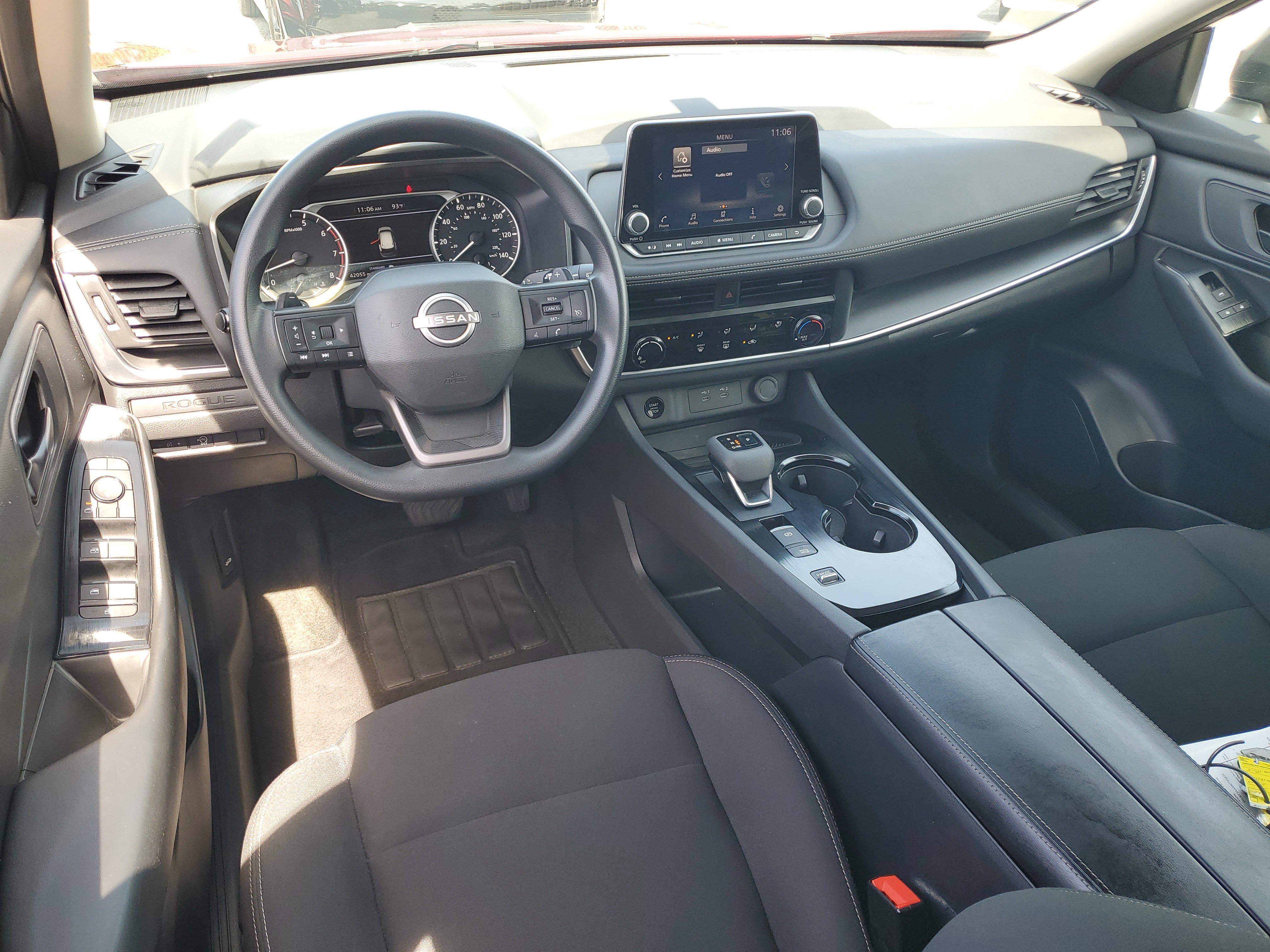 Certified 2025 Nissan Rogue S FWD image 14