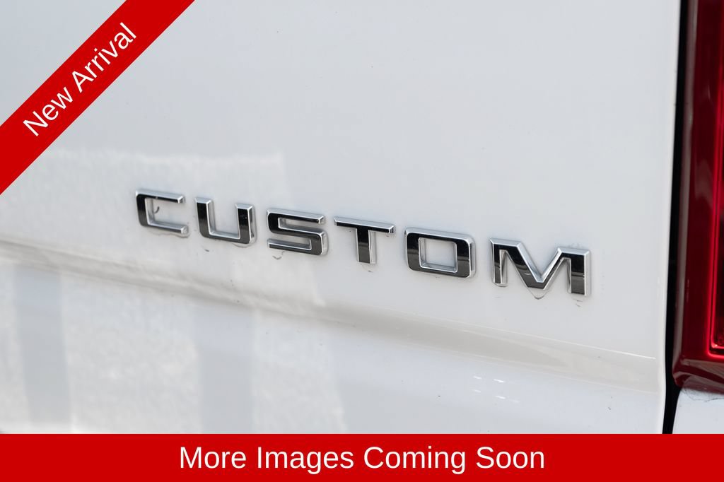 Used 2022 Chevrolet Silverado 1500 Custom w/ Safety Confidence Package RWD image 10