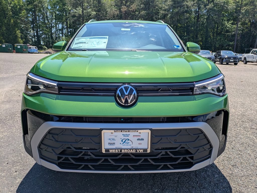 New 2026 Volkswagen Taos SE AWD/4WD image 9