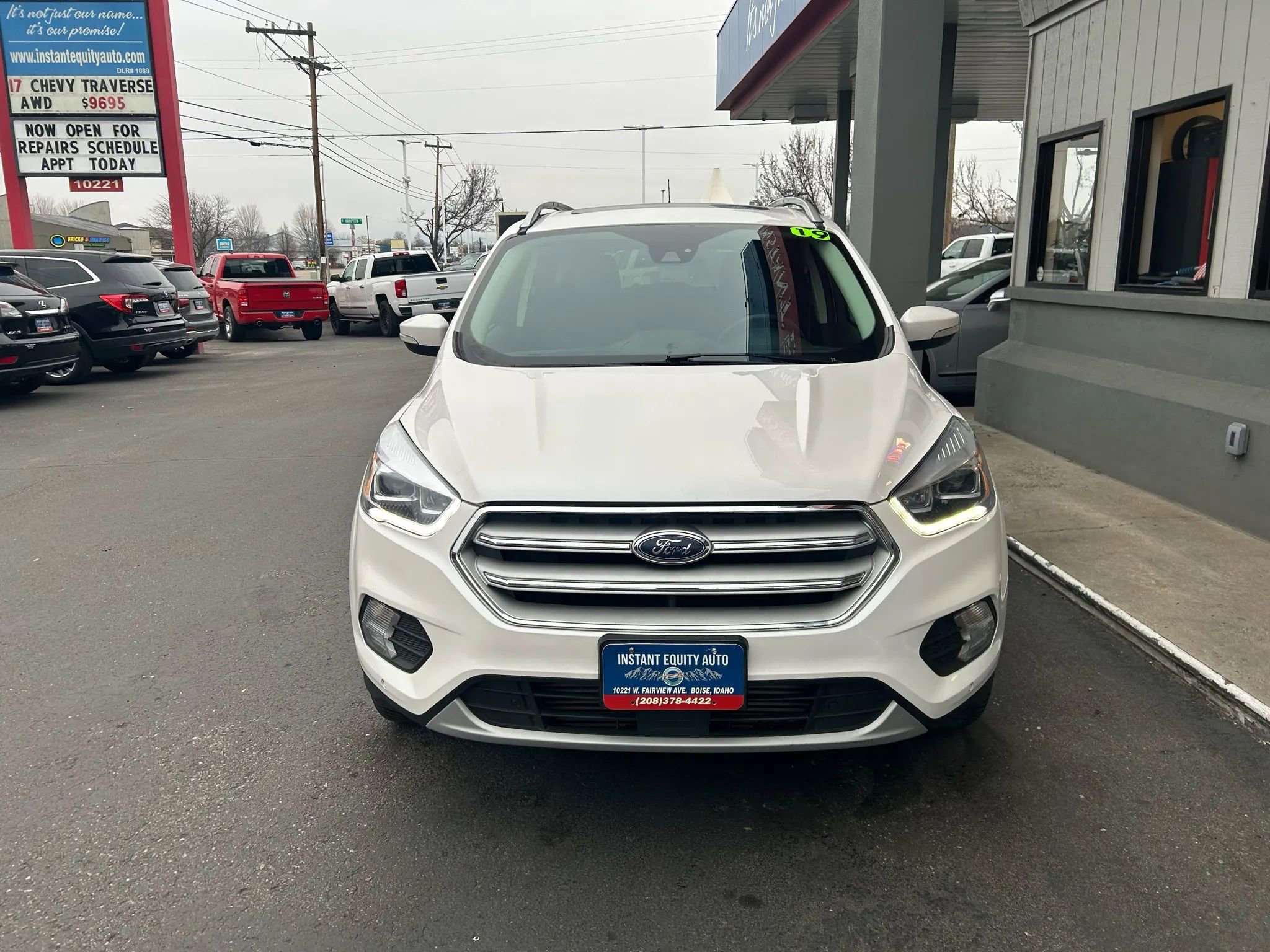 Used 2019 Ford Escape Titanium image 33
