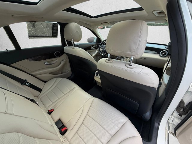 Certified 2018 Mercedes-Benz C 300 Sedan image 22