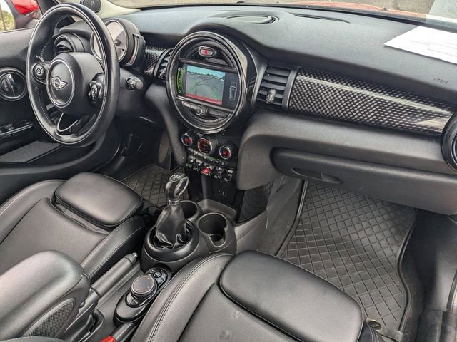 Used 2018 MINI Cooper S image 12
