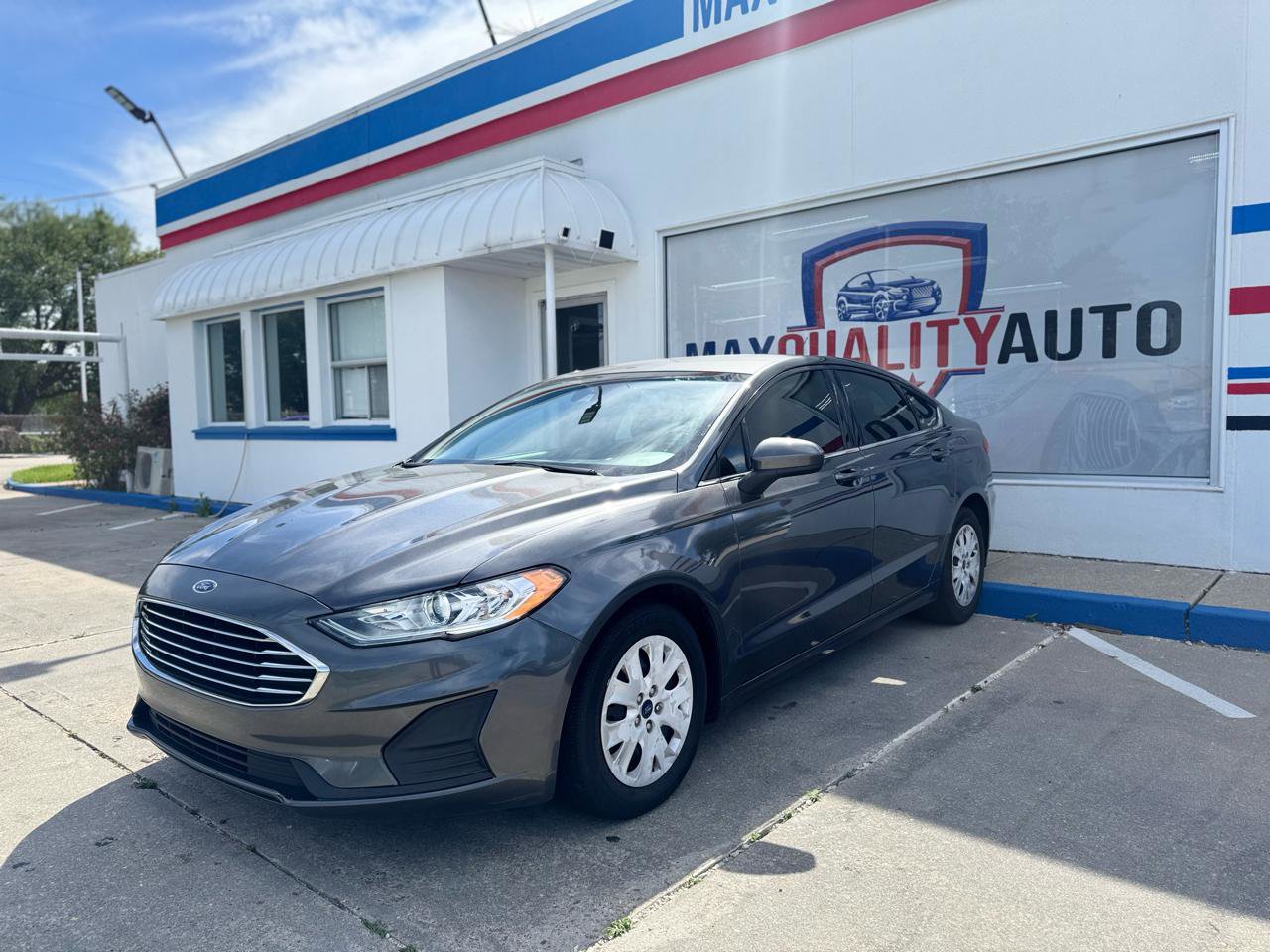 Used 2019 Ford Fusion S FWD image 12