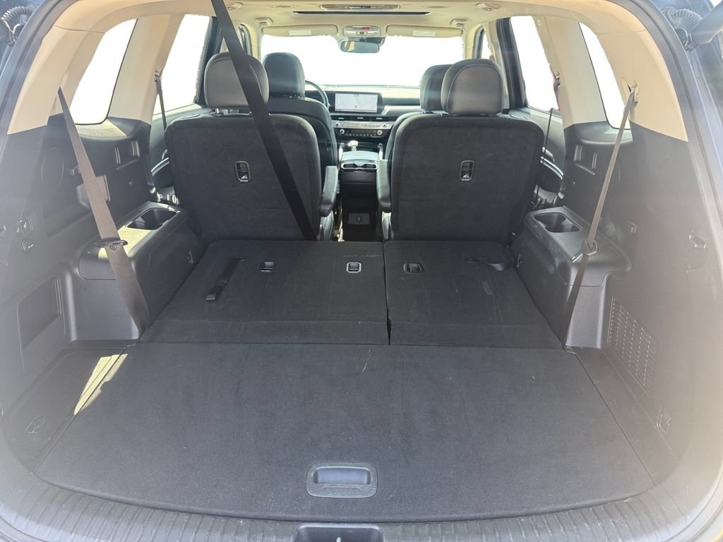 Used 2025 Kia Telluride S FWD image 10