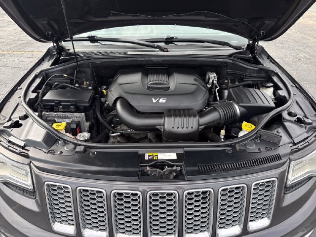 Used 2015 Jeep Grand Cherokee Summit AWD/4WD image 26