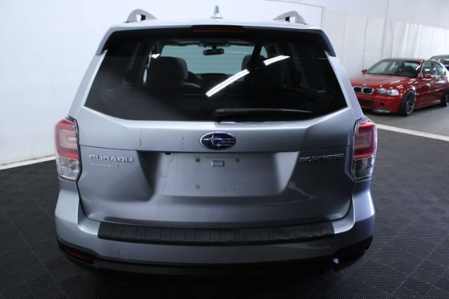 Used 2018 Subaru Forester 2.5i Premium w/ All-Weather Package AWD/4WD image 6