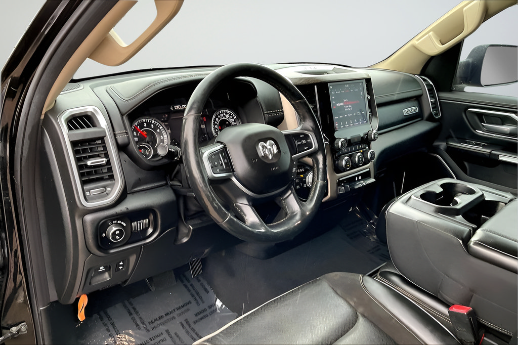 Used 2019 RAM 1500 Laramie AWD/4WD image 14