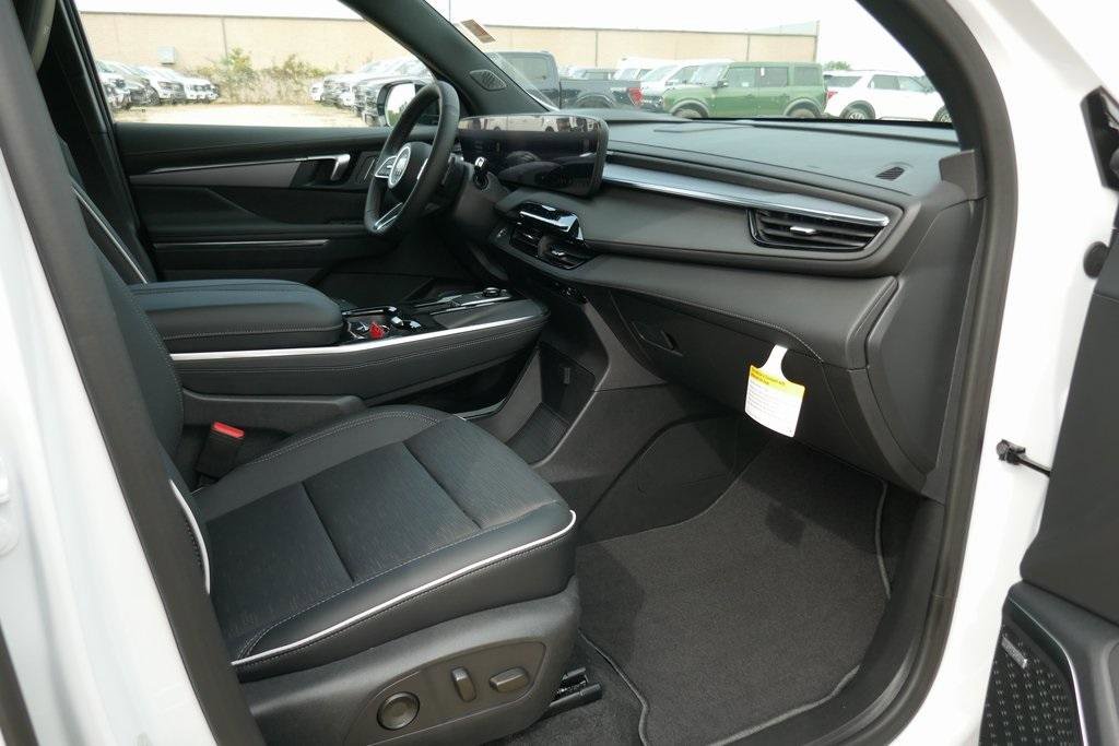 New 2026 Buick Enclave Sport Touring image 10