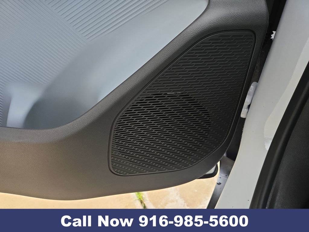 New 2027 Chevrolet Bolt LT w/ Comfort Package image 19