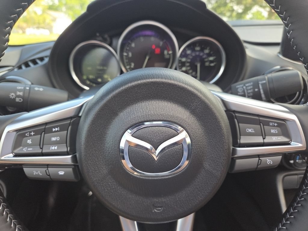 New 2026 MAZDA MX-5 Miata Club w/ Weather Package RWD image 19