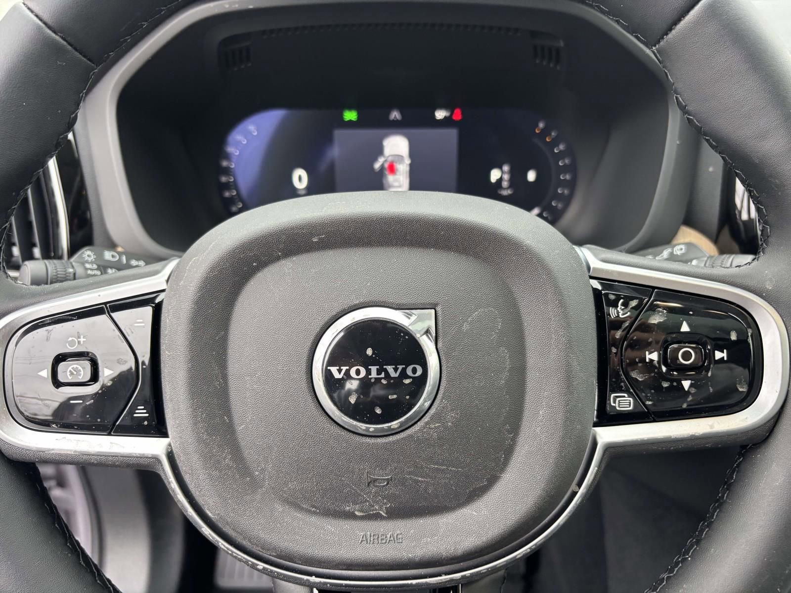 New 2026 Volvo XC60 B5 Plus AWD/4WD image 16