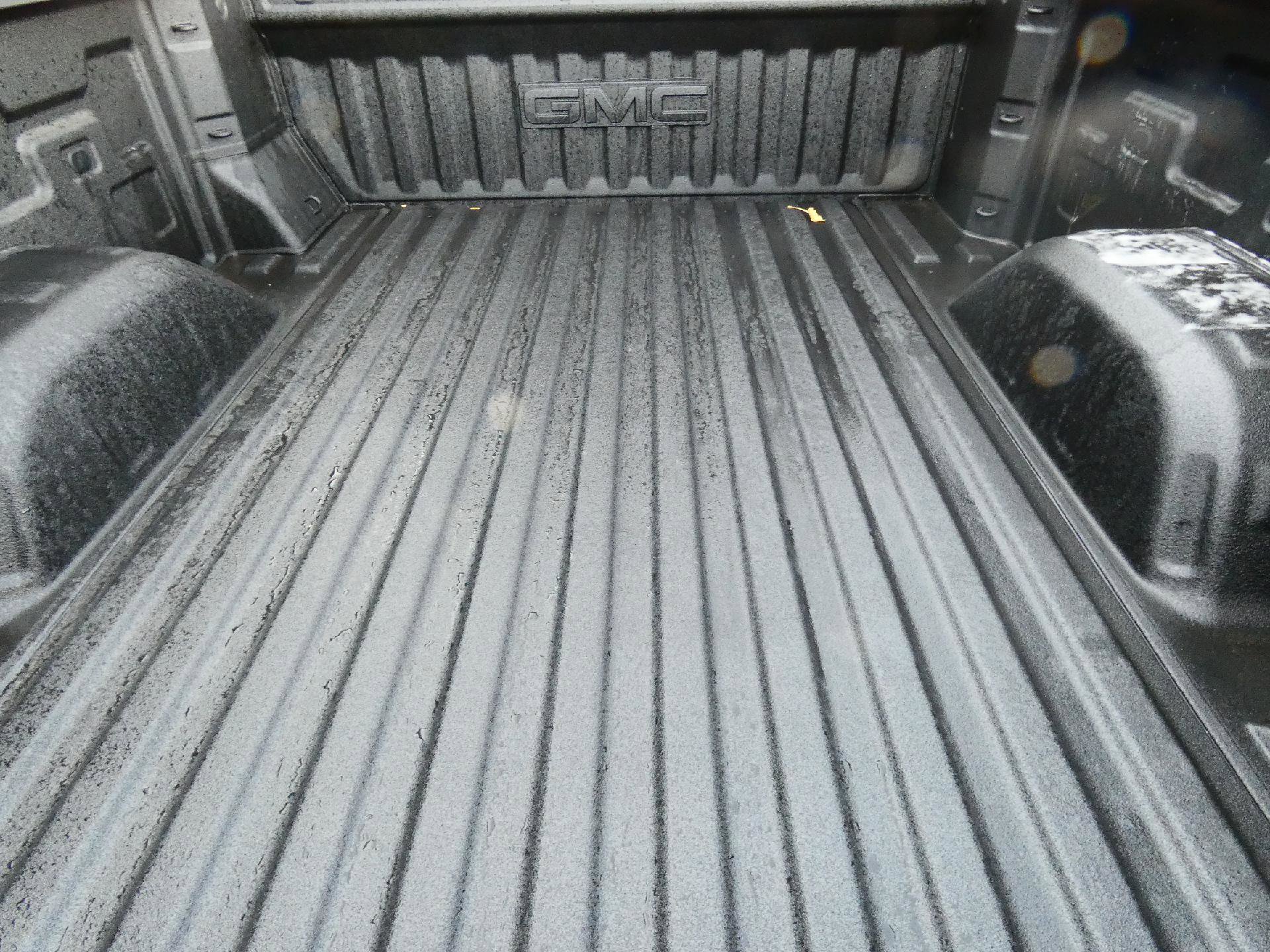 New 2025 GMC Sierra 1500 Elevation image 15