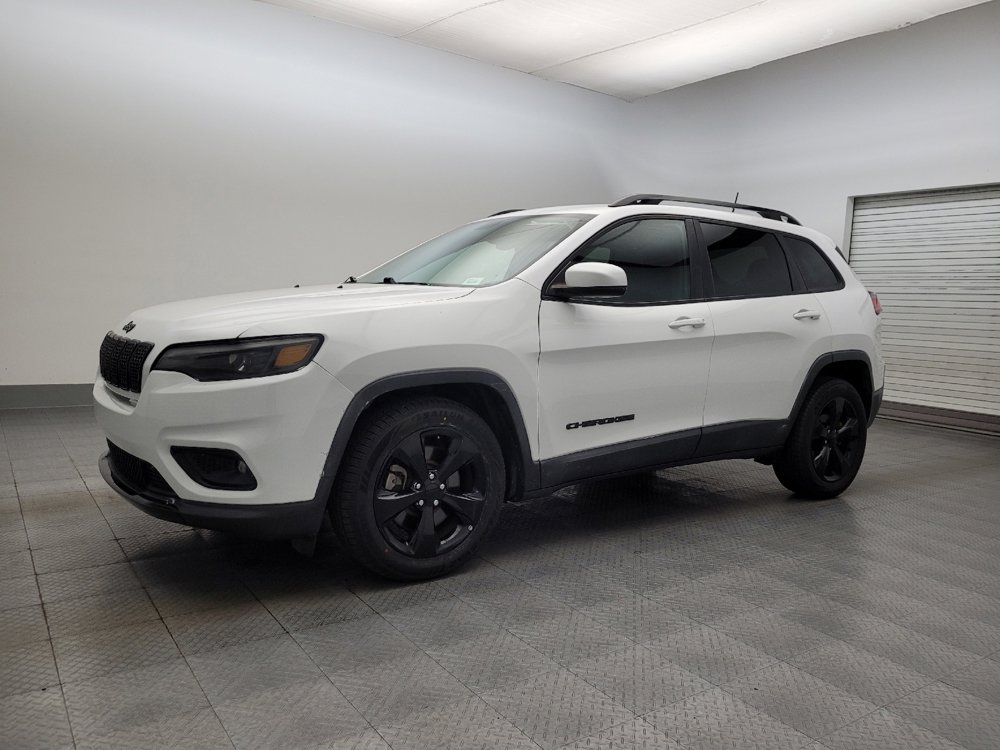 Used 2020 Jeep Cherokee Latitude Plus image 2