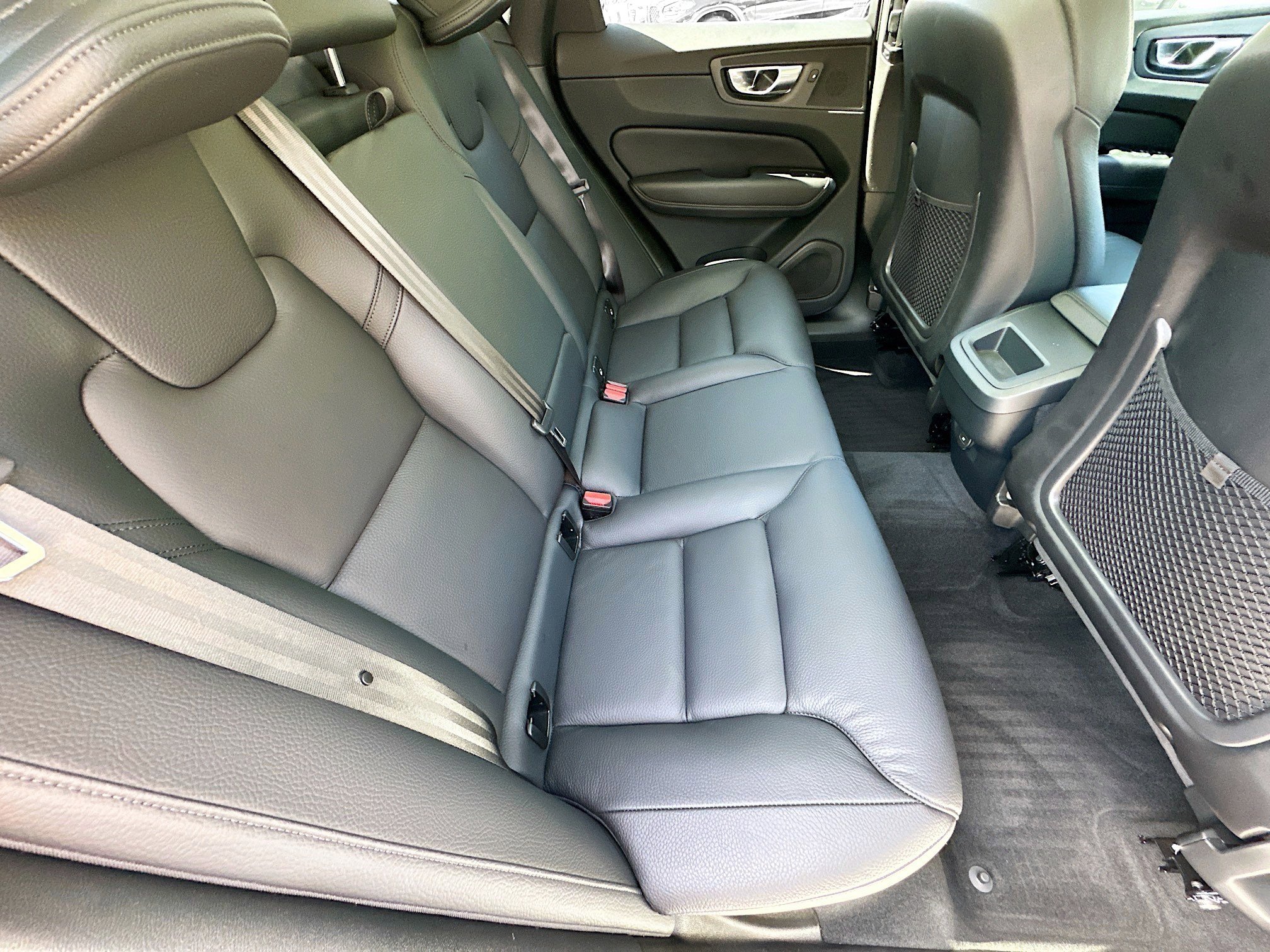 Used 2023 Volvo XC60 B5 Plus w/ Protection Package Premier image 29