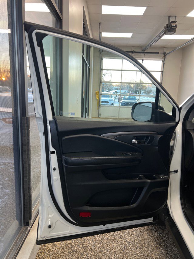 Used 2017 Honda Pilot EX-L image 19