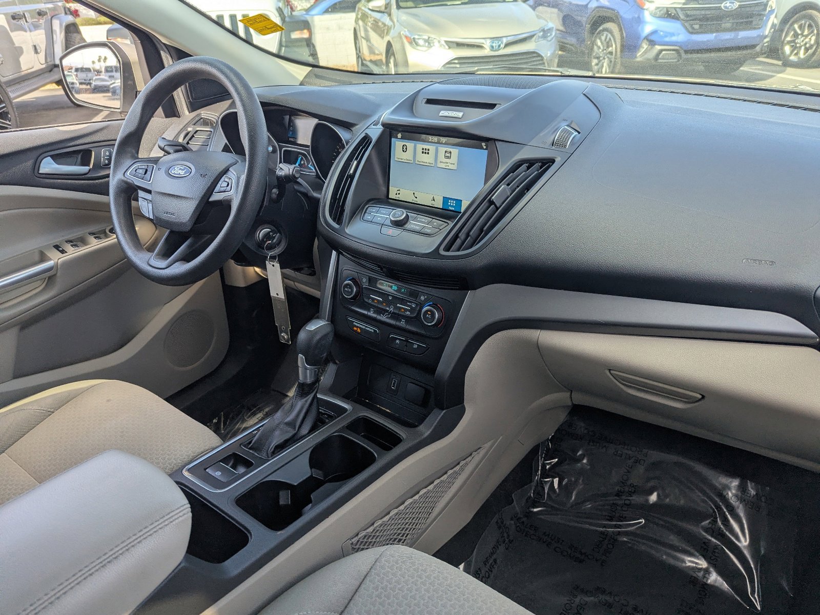 Used 2017 Ford Escape SE w/ Equipment Group 201A image 12