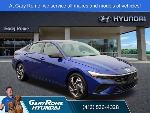 Certified 2025 Hyundai Elantra SEL FWD image 2